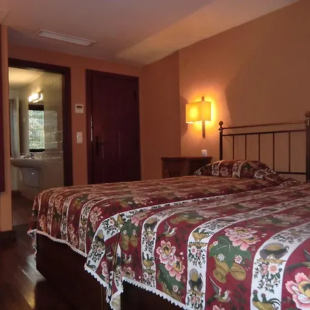 金塔阿伟蕾拉农家乐 * 托里－迪蒙科尔武