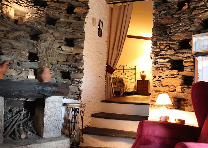 Quinta Aveleiras 토레드몽코보