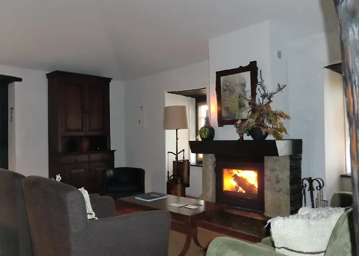 Quinta Aveleiras 팜스테이 *