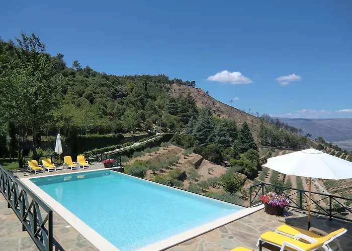 Quinta Aveleiras * 토레드몽코보